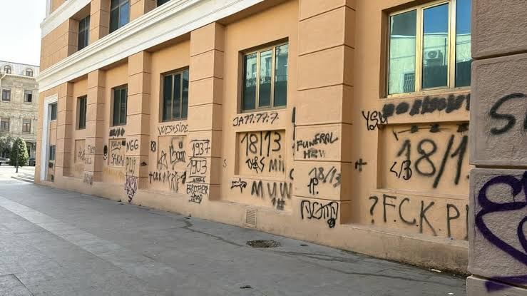 Nizami Kino Mərkəzində vandalizm aktının ANBAAN GÖRÜNTÜLƏRİ 