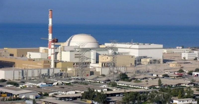 Buşehr 4 dəfə bombalanıb, radioaktiv şüalanma... - Arakçı 