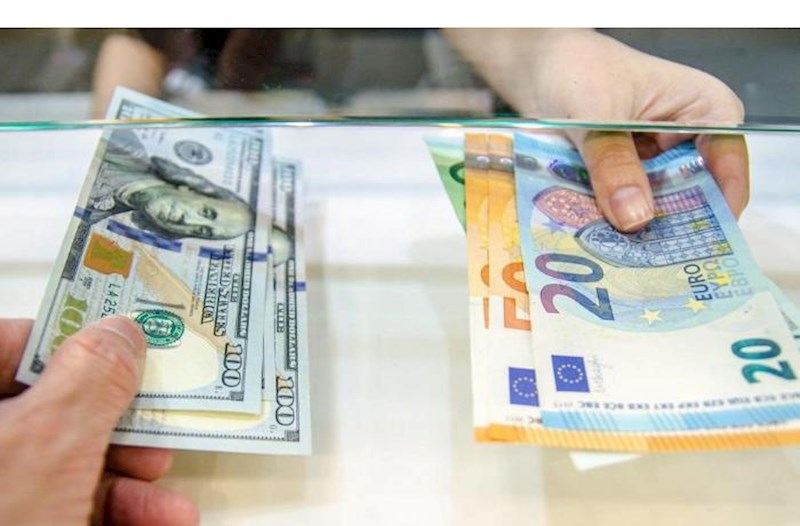 Manat sabit qaldı, avro və rubl bahalaşdı — Rəsmi məzənnə... 