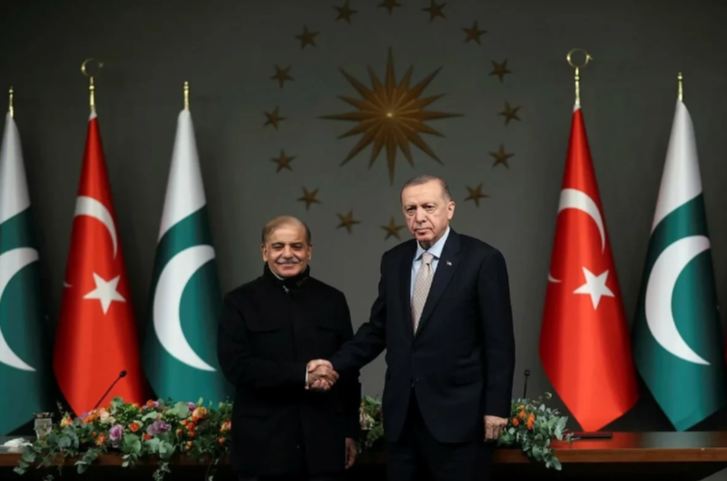 Ərdoğan Şahbaz Şəriflə İrandakı atəşkəsi müzakirə edib 