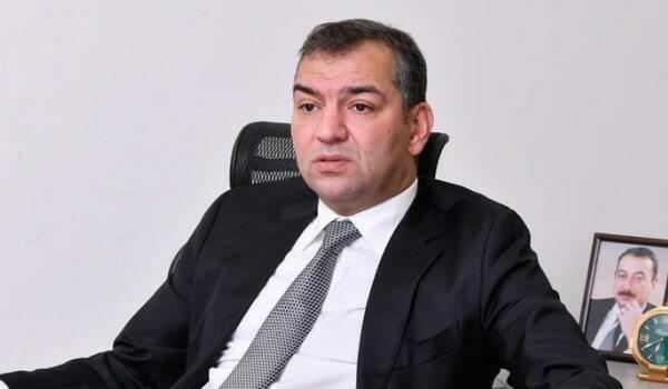 Bir ildə 2 quruma rəis təyin olunan məmurun yerinə təyinat - Foto 