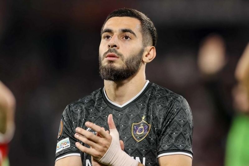 \"Qarabağ\" Elvinin qiymətini aşağı saldı 