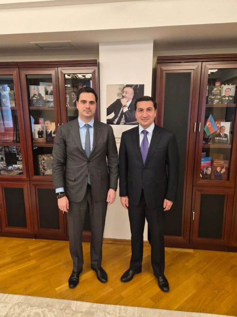 Hikmət Hacıyev ilə Elçin Qasımov Bakı və Bratislava arasında əməkdaşlığı müzakirə ediblər 