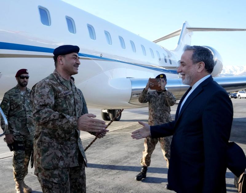 Pakistan ordusunun baş komandanı  Əraqçı ilə görüşüb 