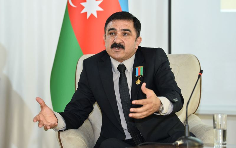 Milli Qəhrəman Xankəndidə restoran açır 