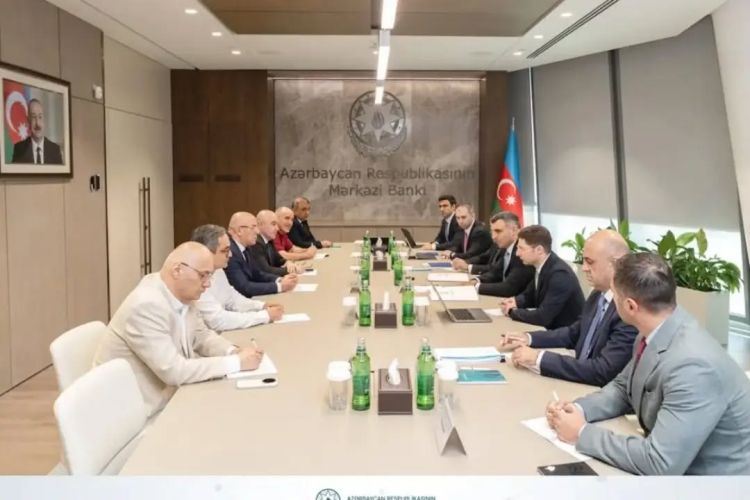 AQC nümayəndəsi Mərkəzi Bankın sədri ilə görüşdə təkliflər verdi 