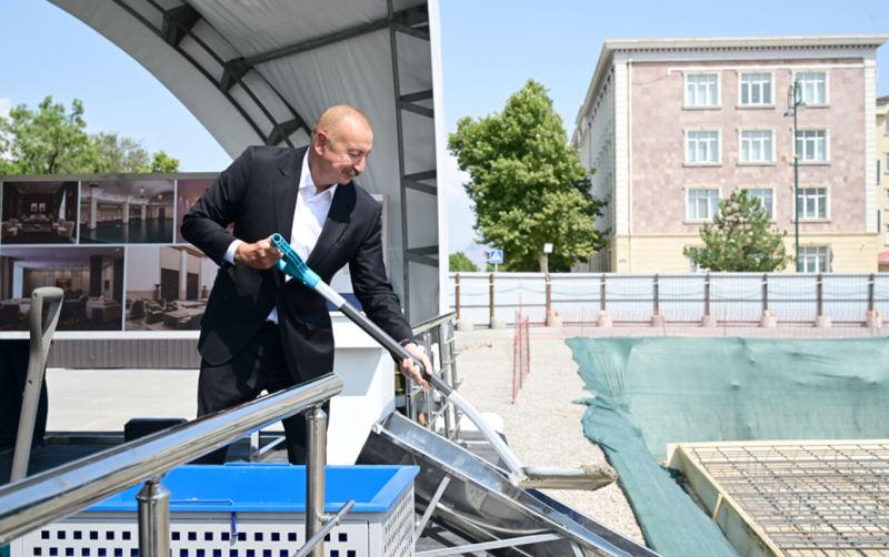 “Naxçıvan” Mehmanxana Kompleksinin təməli qoyuldu - Foto 