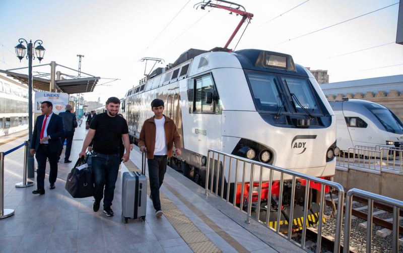 Dəmir yolu bileti paketləri satılacaq - Gündəlik, həftəlik, aylıq 