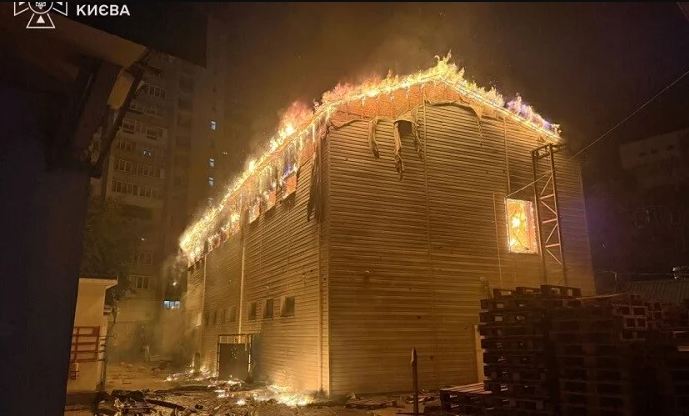 Rusiya Kiyevi ballistik raketlərlə vurdu: ölənlər var - Foto 