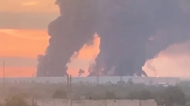 Ukrayna Rusiyada neft emalı zavoduna zərbə endirib 