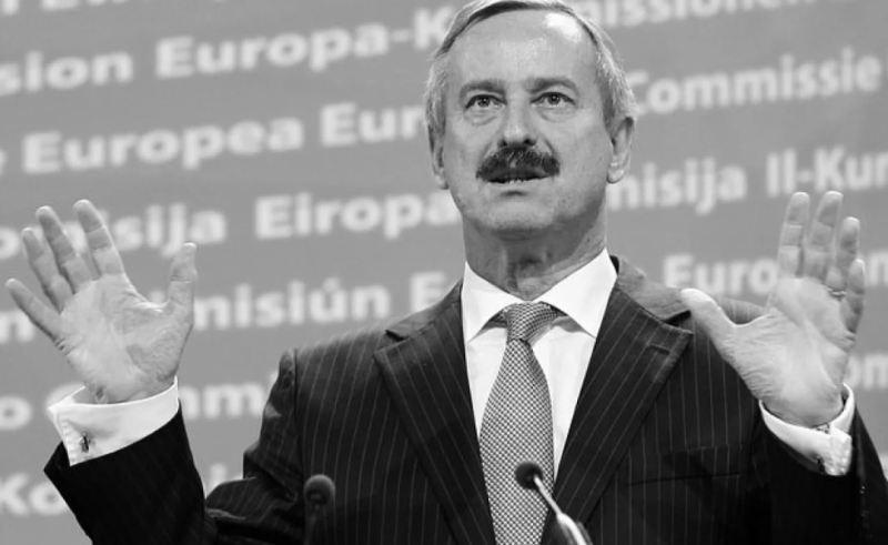 Keçmiş Baş nazir vəfat etdi - Məşhur diplomatın atasıdır 