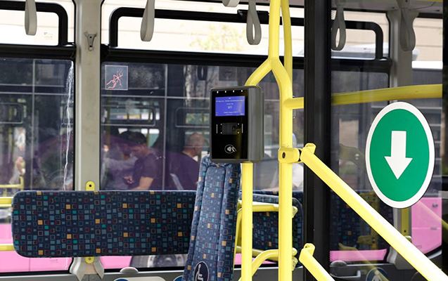 Bu avtobuslara sərnişinlər artıq iki qapıdan minəcək 