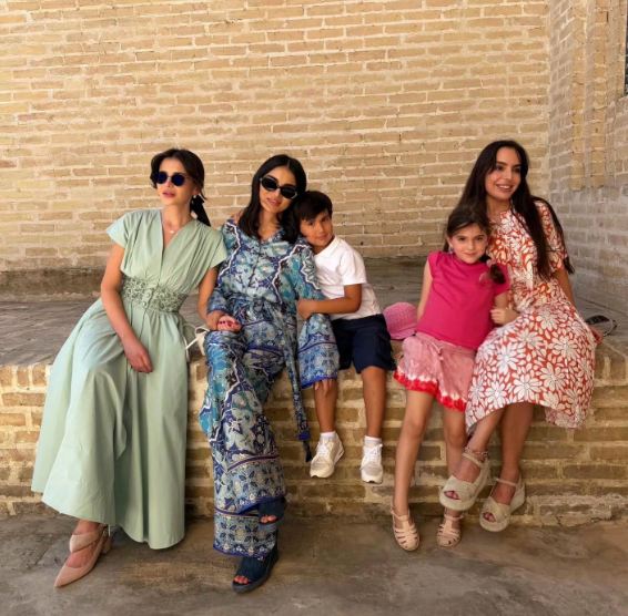 Leyla Əliyeva Şavkat Mirziyoyevin qızları ilə - Foto 