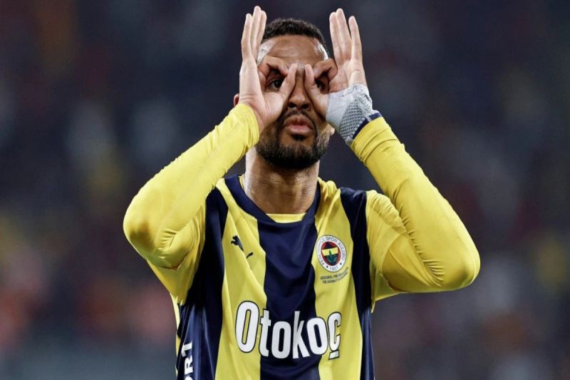 \"Fənərbaxça\"nın hücumçusu En-Nesirinin \"Əl-İttihad\"a transferi rəsmiləşib 