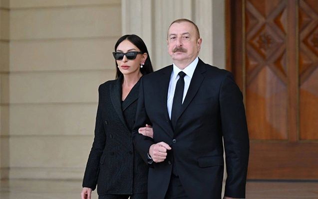 Prezidentlə xanımı Nəriman Həsənzadəni təbrik etdi 