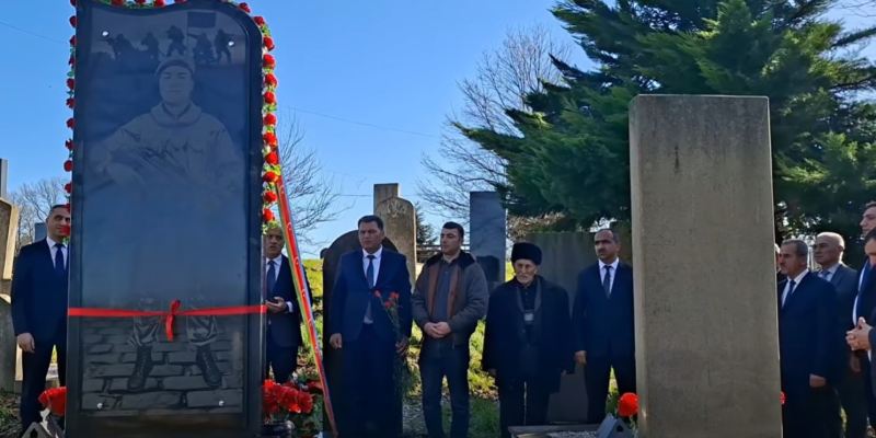 İcra başçısı tapşırıq verdi, şəhidin məzarüstü daşı yeniləndi - VİDEO 