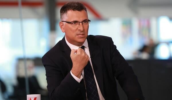 Saar Nebenzyanı ələ saldı: Çox gülməli idi 