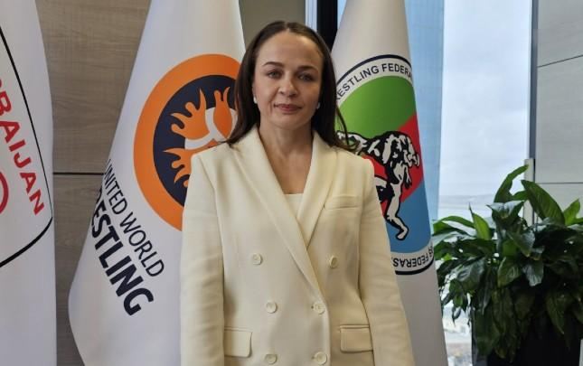 Mariya Stadnik millimizin böyük məşqçisi oldu 