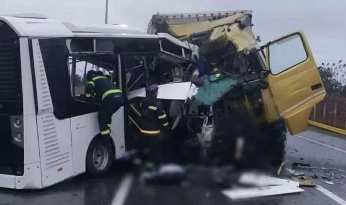 Gürcüstanda ağır qəza: Azərbaycan vətəndaşı yaralandı 