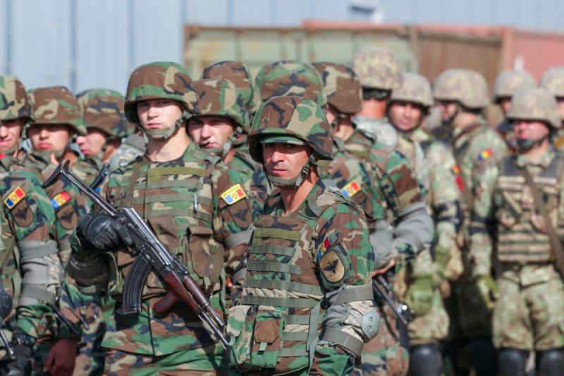 Moldova ordusu Kalaşnikov avtomat silahından imtina edib 