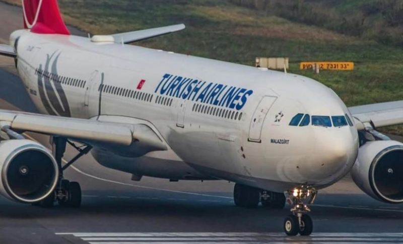 \"Turkish Airlines\" reysi ALARM vəziyyətində: Barselonada təcili eniş 