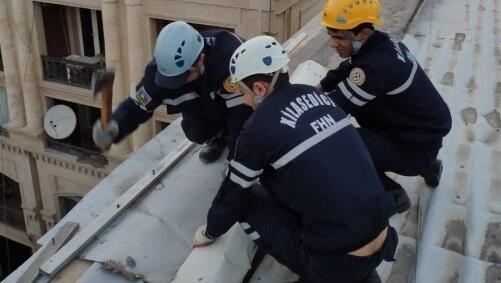 Masazırda köməksiz vəziyyətdə qalan uşaq xilas edildi 