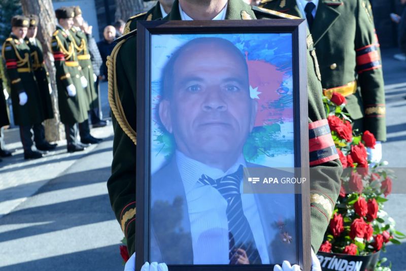 Milli Qəhrəman Şahin Tağıyev Hərbi Memorial Məzarlıqda dəfn edilib - FOTO 