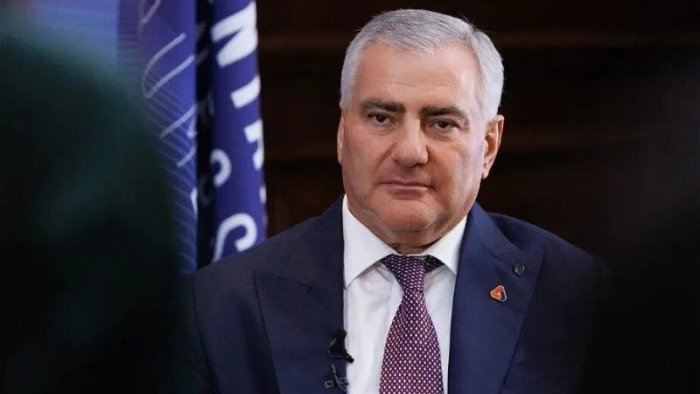 Karapetyanın tərəfdarları “Güclü Ermənistan” adlı yeni siyasi partiya yaradıblar 