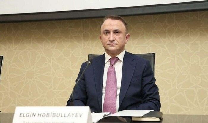 Başçı müavinini və şöbə müdirini işdən çıxardı 
