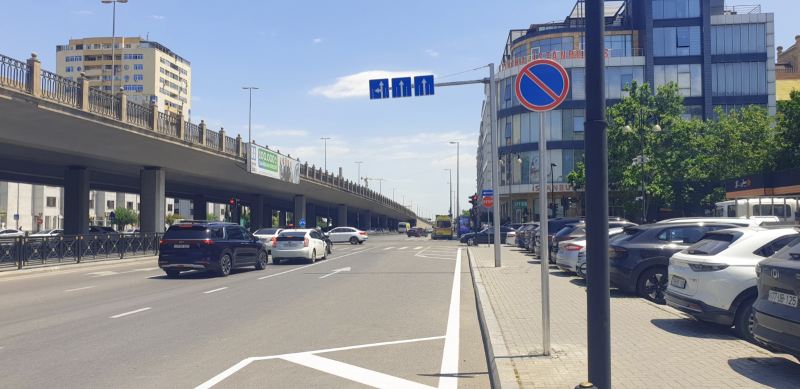 Yeni qaydalar qüvvədə: Bu ünvanlarda parklanma ləğv edildi 