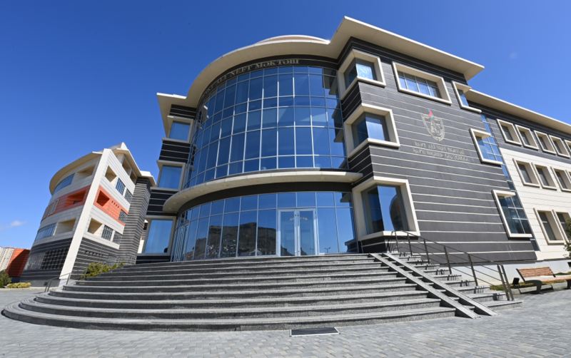 Bu universitetin məzunları magistraturaya qəbulda ölkə birincisidir 