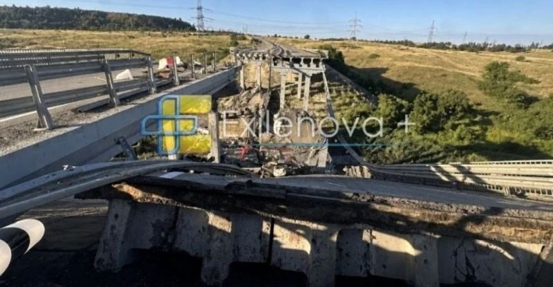 Rusiya helikopteri və dəmir yolu körpüsü vuruldu 