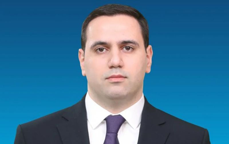 Qoşqar Təhməzliyə yeni müavin təyin olundu 