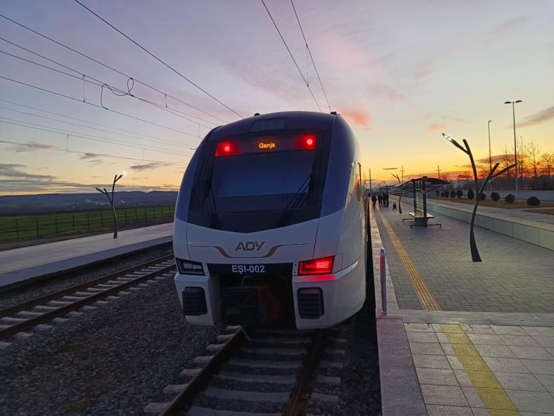 Tbilisi qatarlarında sərnişin tutumu artırılır: Biletlər ucuzlaşacaq
