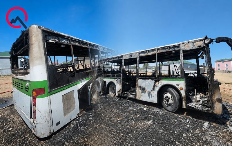 Naxçıvanda iki avtobus yanıb kül oldu - Fotolar 