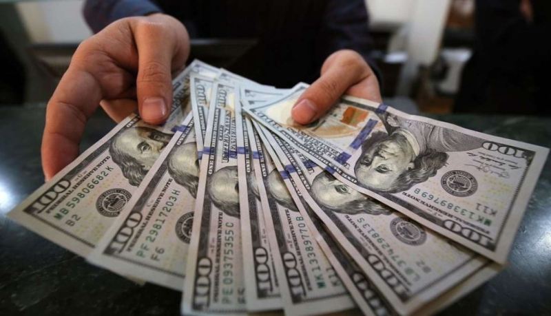 Dollar almaq istəyənlərin nəzərinə 