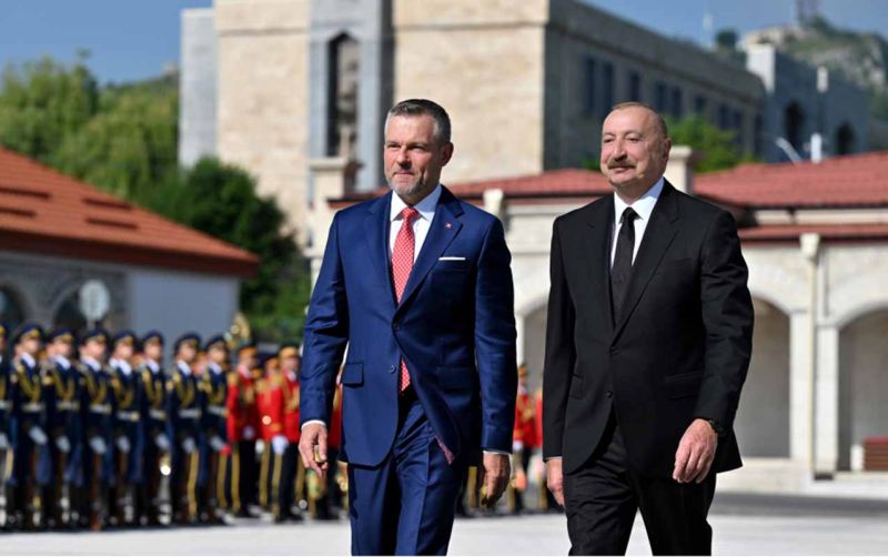 İlham Əliyev həmkarını Şuşada qarşıladı - Fotolar 