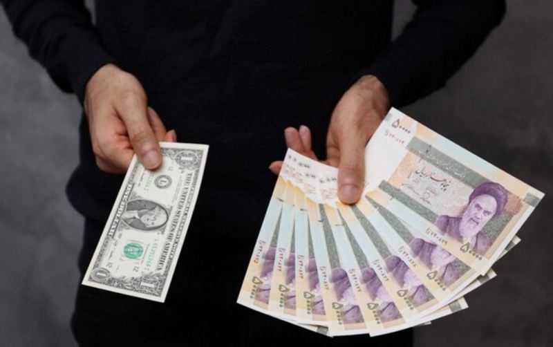 İran valyutası rekord səviyyədə ucuzlaşdı 
