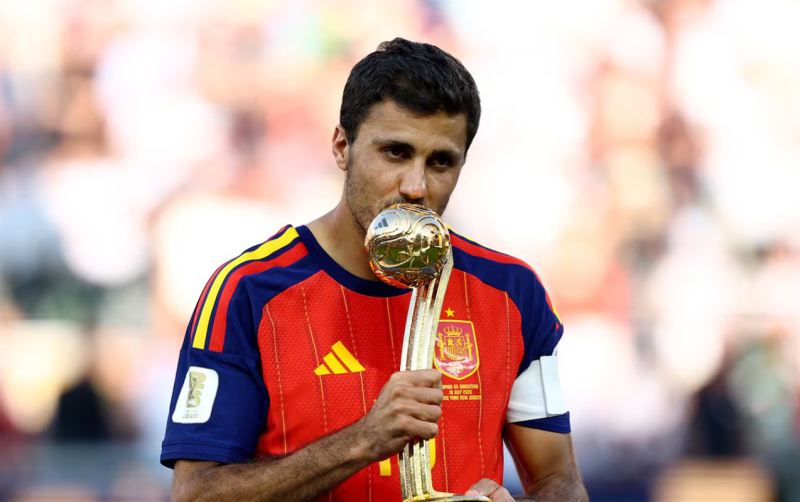 Rodri “Real Madrid”lə razılaşdı 
