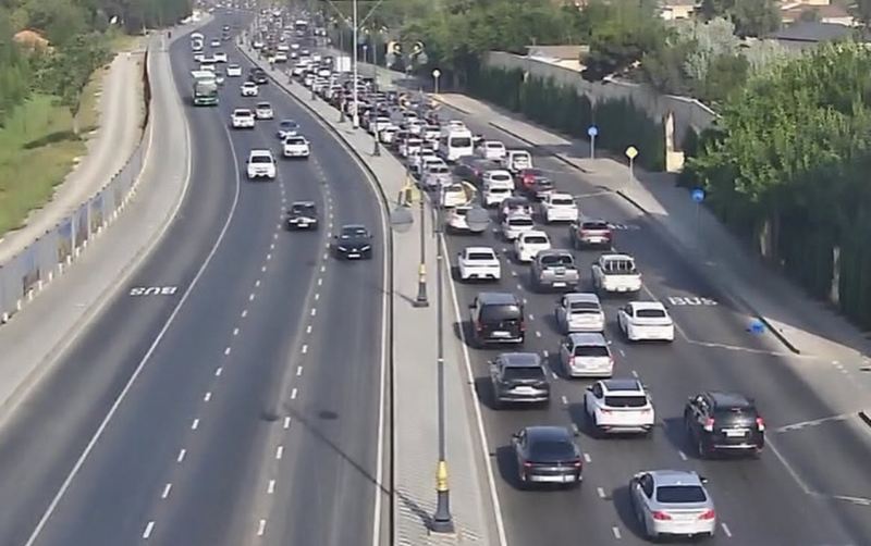 Bu 3 yolda sıxlıq var - Fotolar 