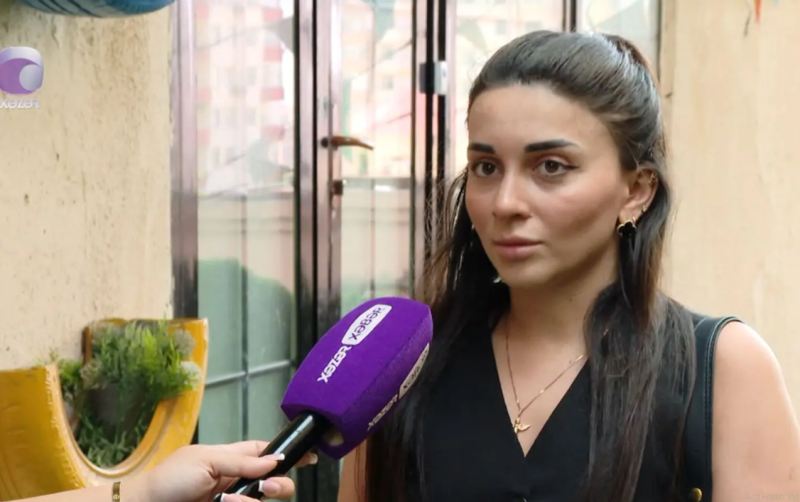 Müdir maaşa görə etiraz edən işçini döyüb? - Video 