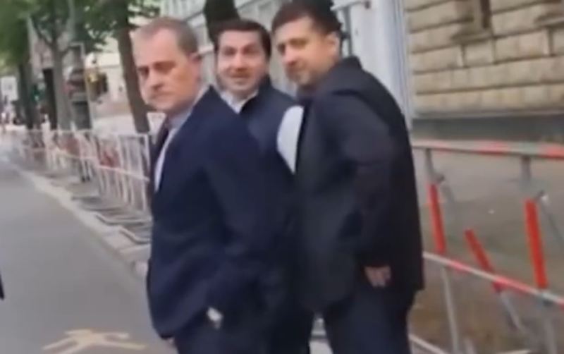 Ceyhun Bayramov və Hikmət Hacıyev təxribatçı suallara belə cavab verdi - Video 