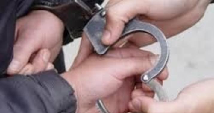 Bakıda motosiklet qaçıran və marketlərdən oğurluq edən şəxslər saxlanıldı 