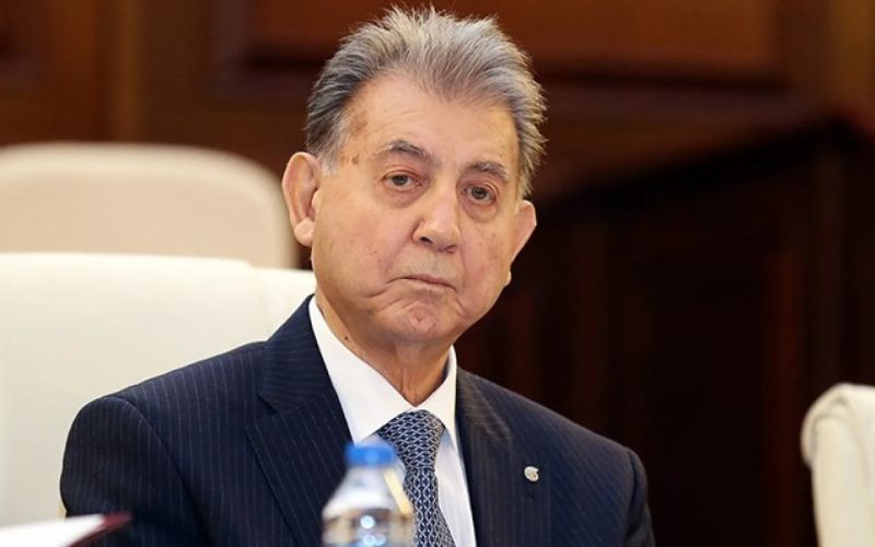 Akif Əlizadə işdən çıxarıldı 