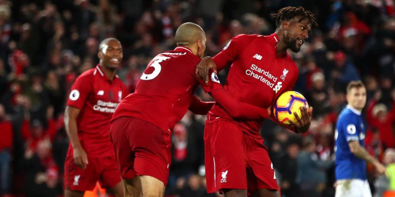 \"Liverpul\"un keçmiş ulduzu 31 yaşında karyerasını BİTİRDİ 