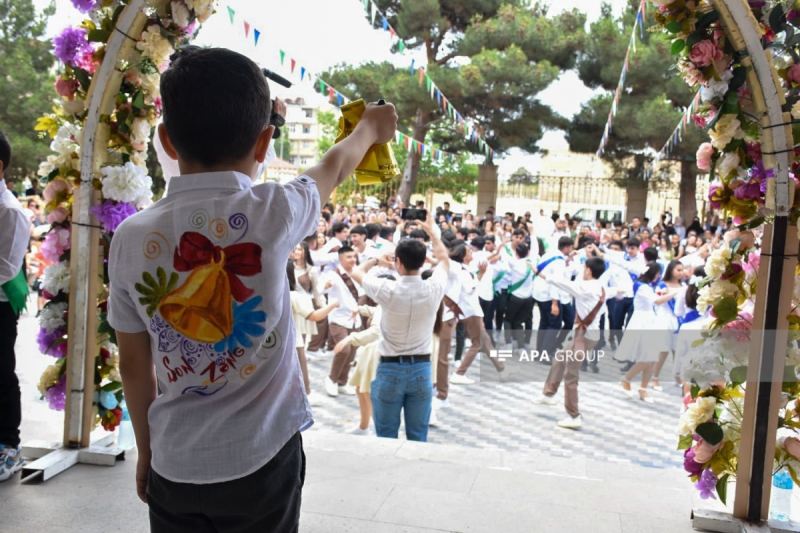 Bu gün Azərbaycanda “Son zəng”dir 