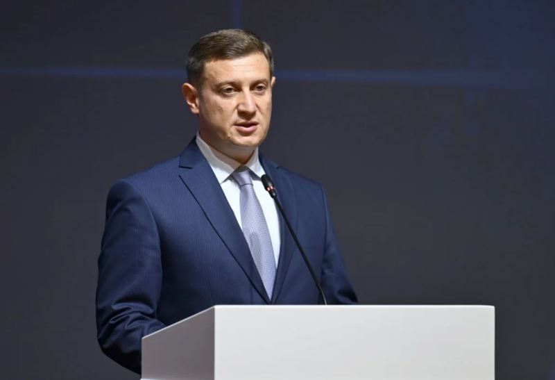 Anar İsrafilov vəzifədən getdi 