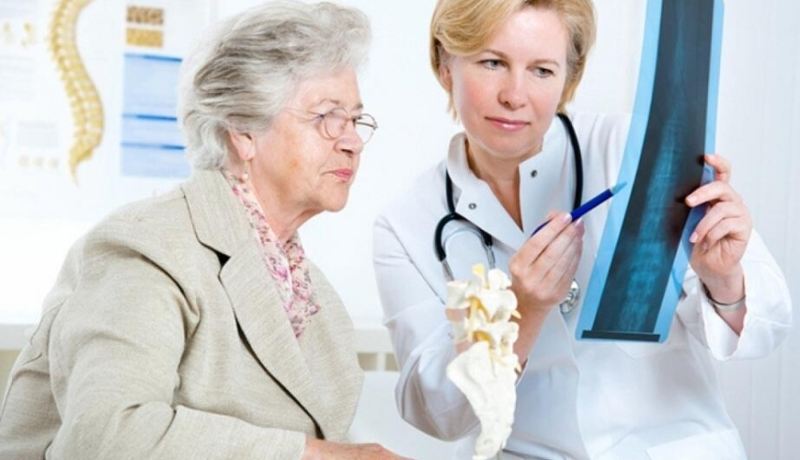 Professor D vitamini çatışmazlığının risklərini açıqlayıb 