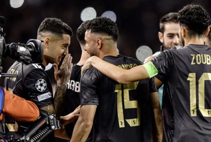 \"Qarabağ\" ulduz futbolçusunu satdı 