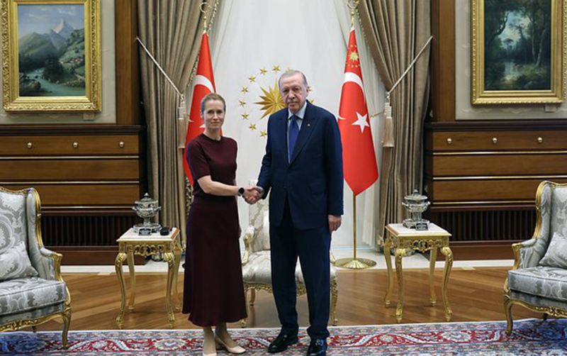 Ərdoğanla Ukrayna münaqişəsini müzakirə etdi 